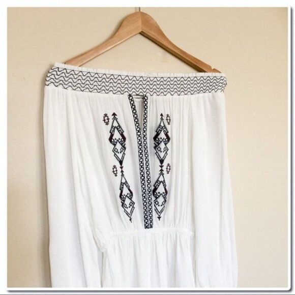 boho Off Shoulder Embroidered Blouse White & Black - Picture 7 of 10